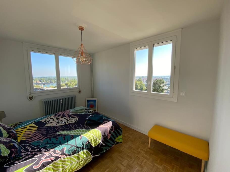 Le Kali Apartment Macon Bagian luar foto